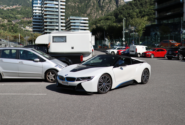 BMW i8 Roadster