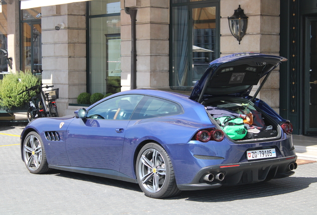 Ferrari GTC4Lusso