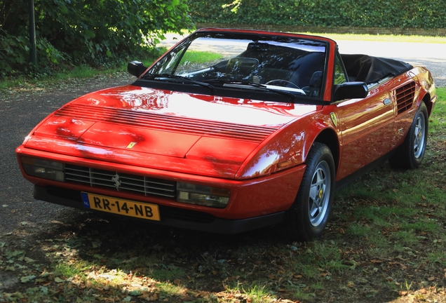 Ferrari Mondial 3.2 Cabriolet