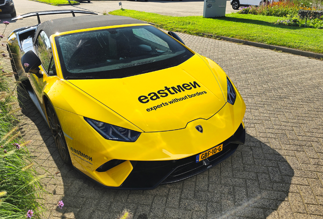 Lamborghini Huracán LP640-4 Performante Spyder