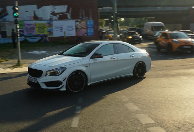 Mercedes-AMG CLA 45 C117