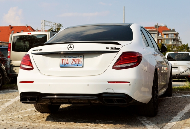 Mercedes-AMG E 63 S W213