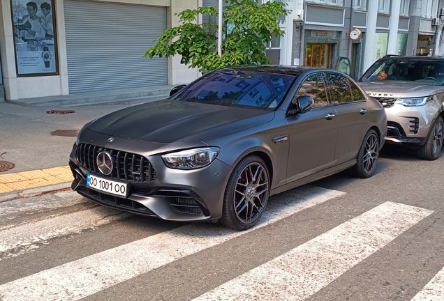 Mercedes-AMG E 63 S W213 Final Edition