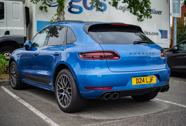 Porsche 95B Macan GTS