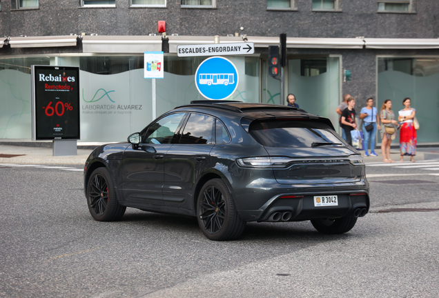 Porsche 95B Macan GTS MkIII