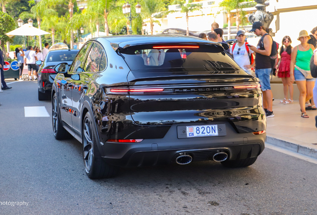 Porsche Cayenne Coupé Turbo E-Hybrid