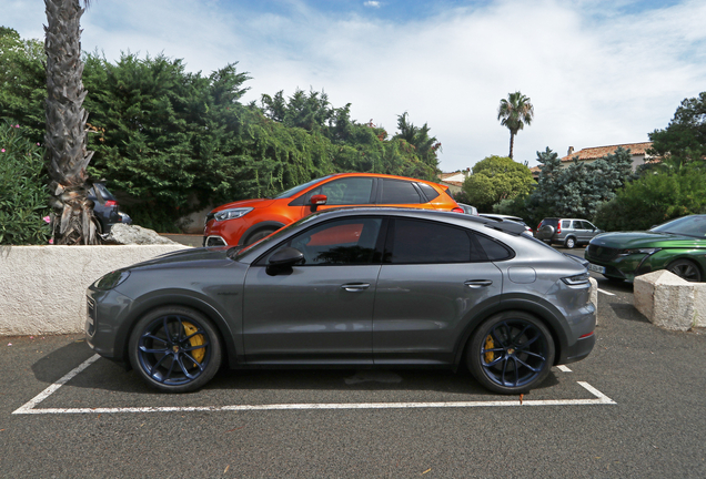 Porsche Cayenne Coupé Turbo E-Hybrid