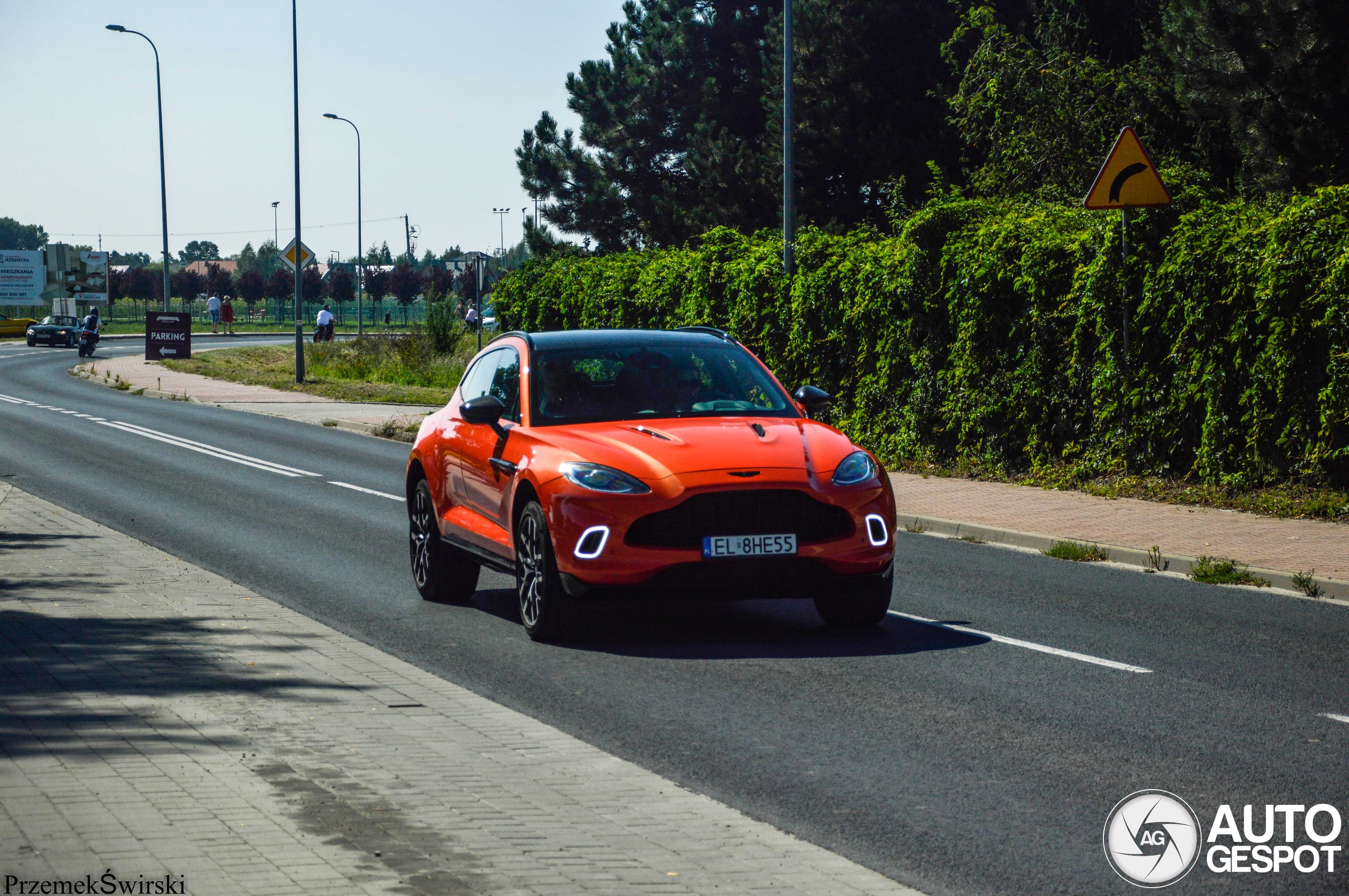 Aston Martin DBX