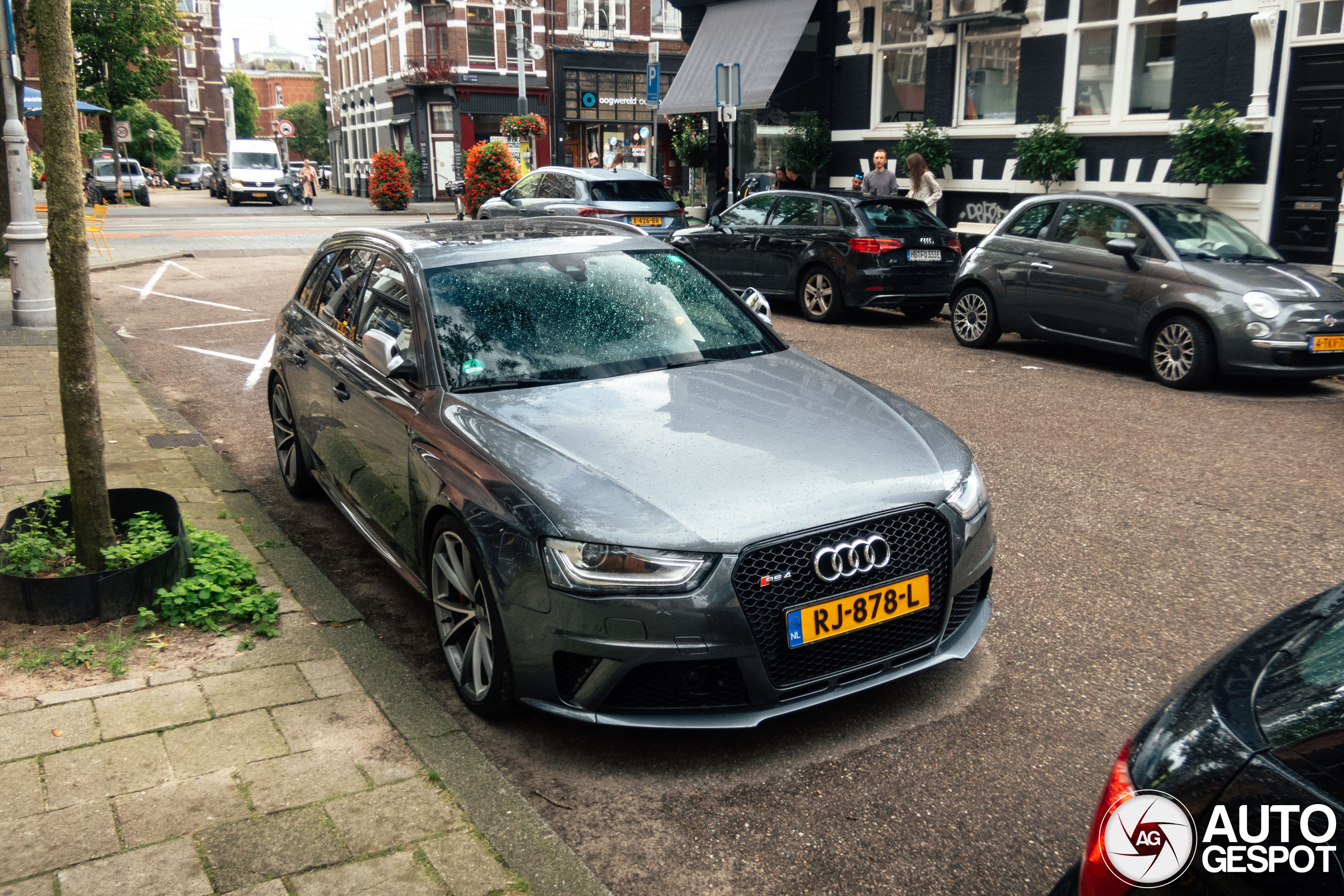 Audi RS4 Avant B8