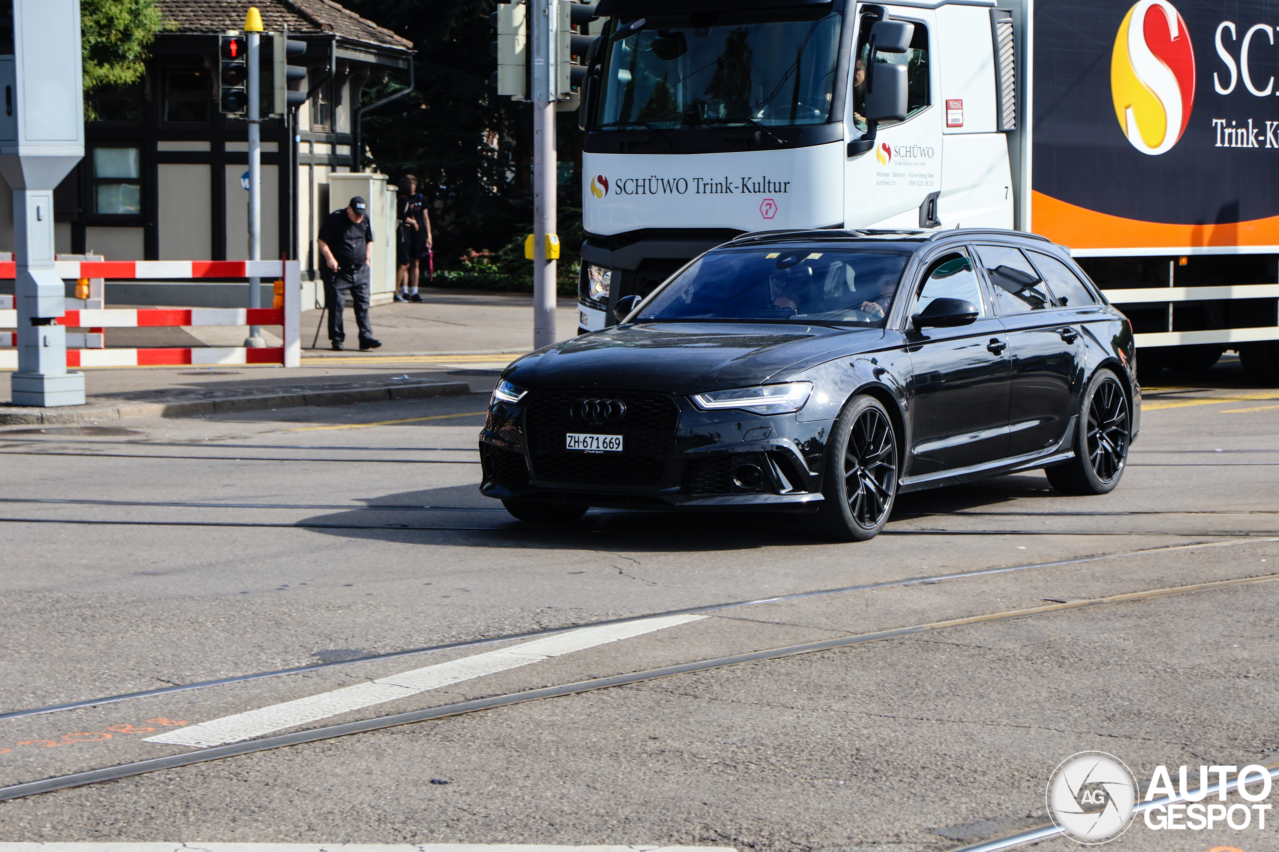 Audi RS6 Avant C7 2015