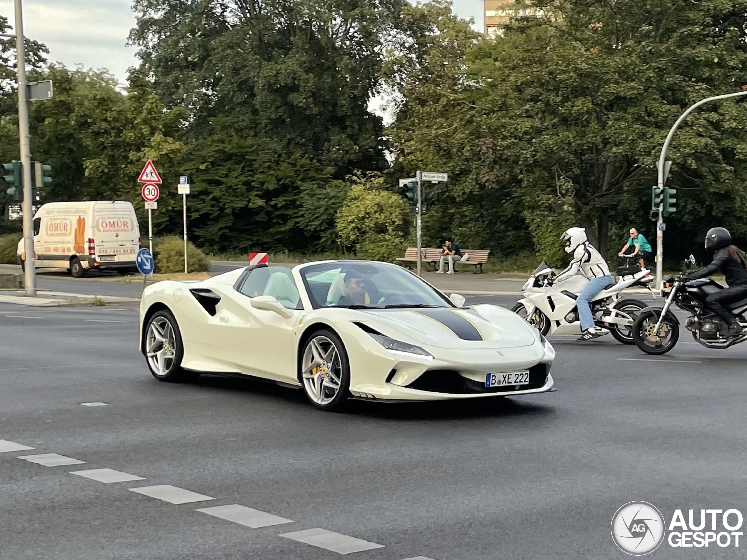 Ferrari F8 Spider