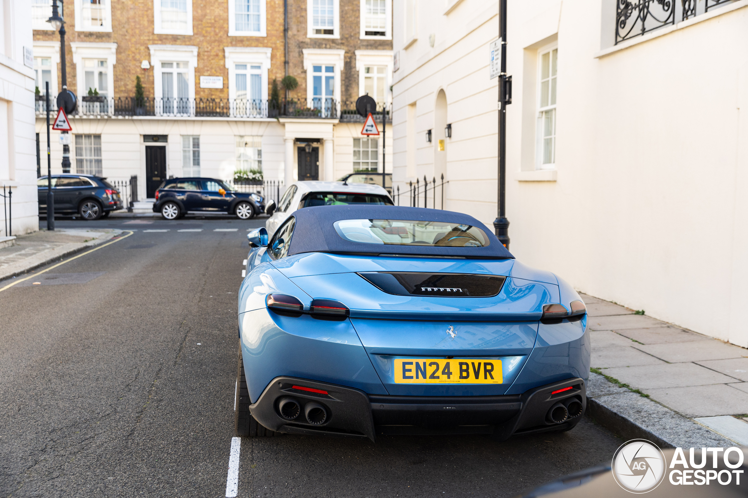 Ferrari Roma Spider