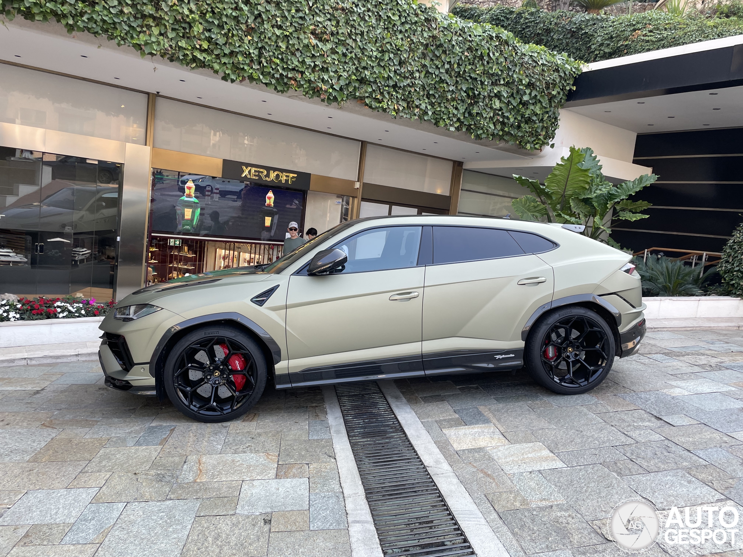 Lamborghini Urus Performante