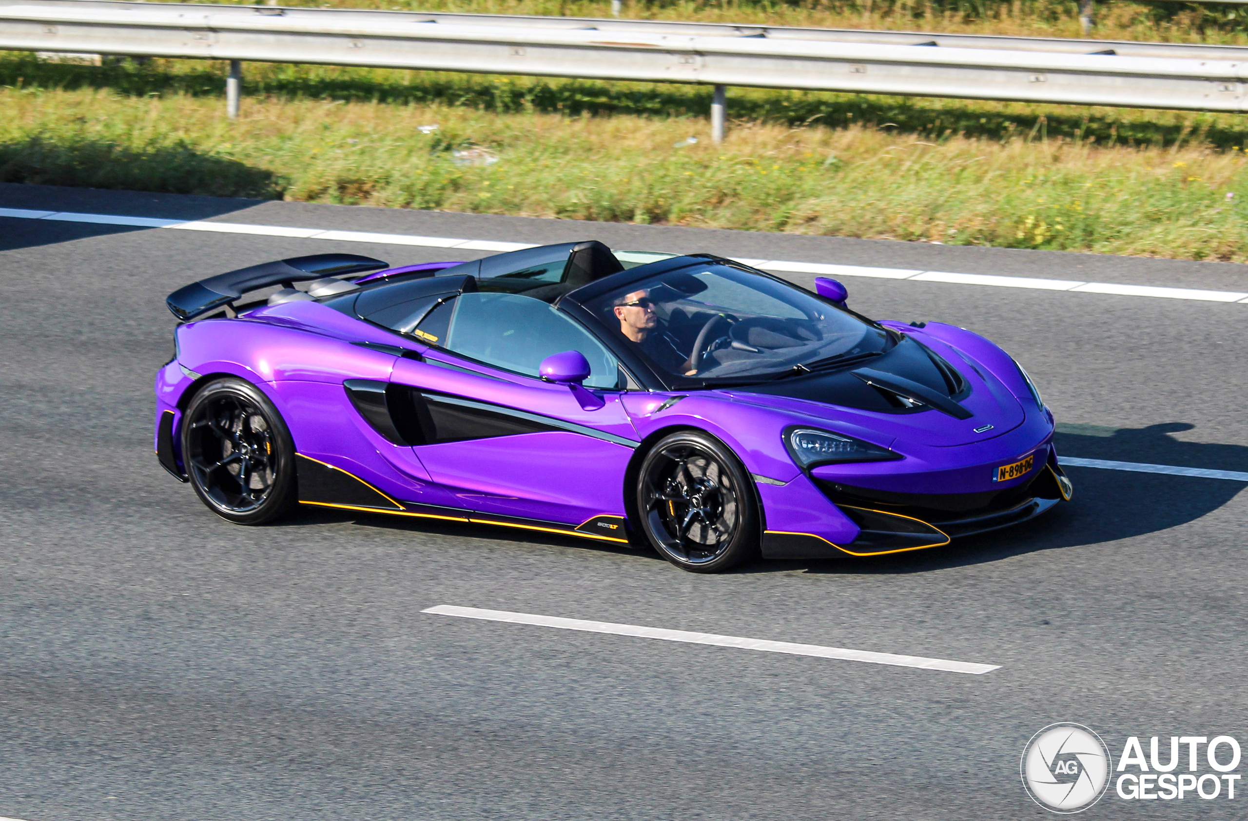 McLaren 600LT Spider Novitec