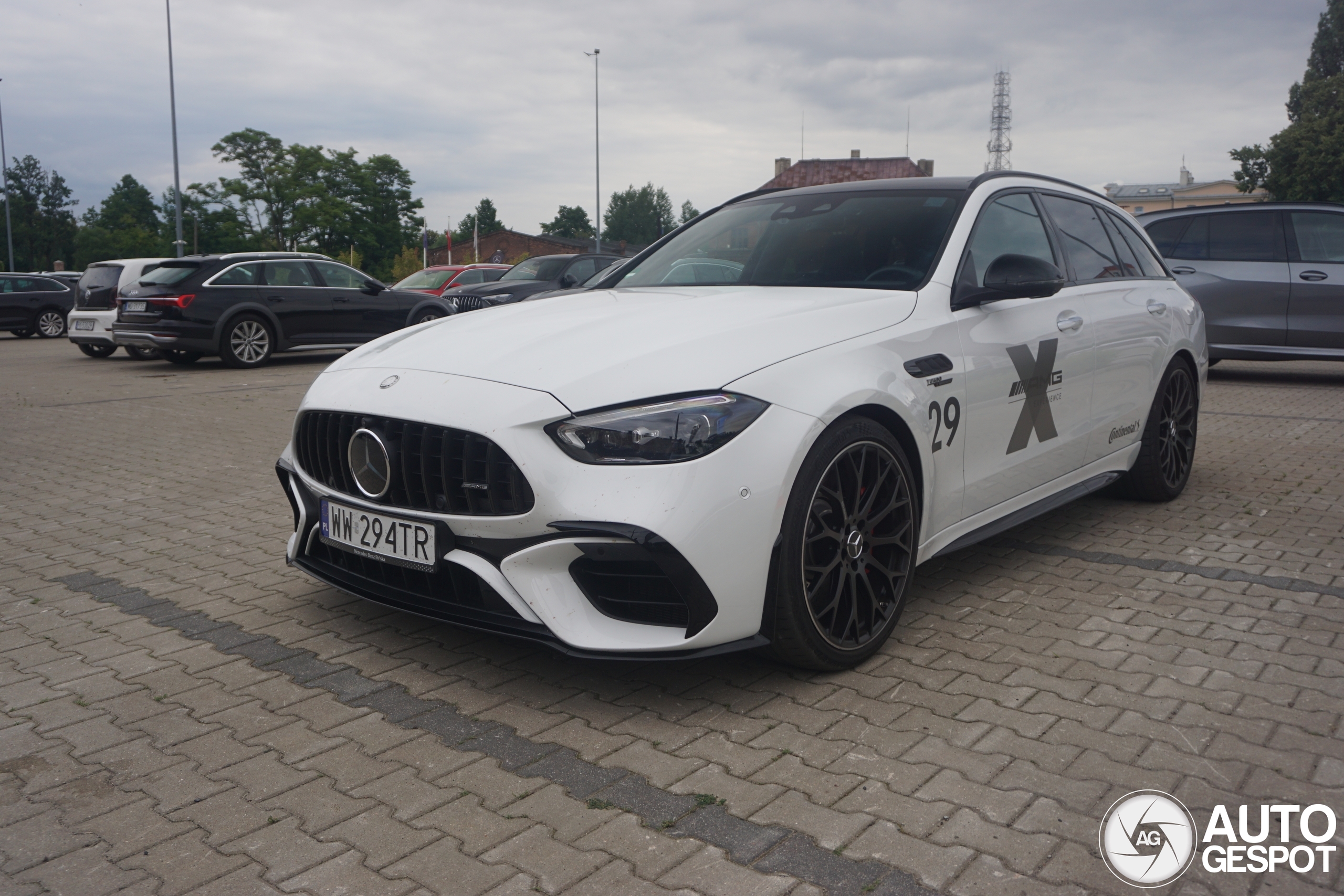 Mercedes-AMG C 63 S E-Performance Estate S206