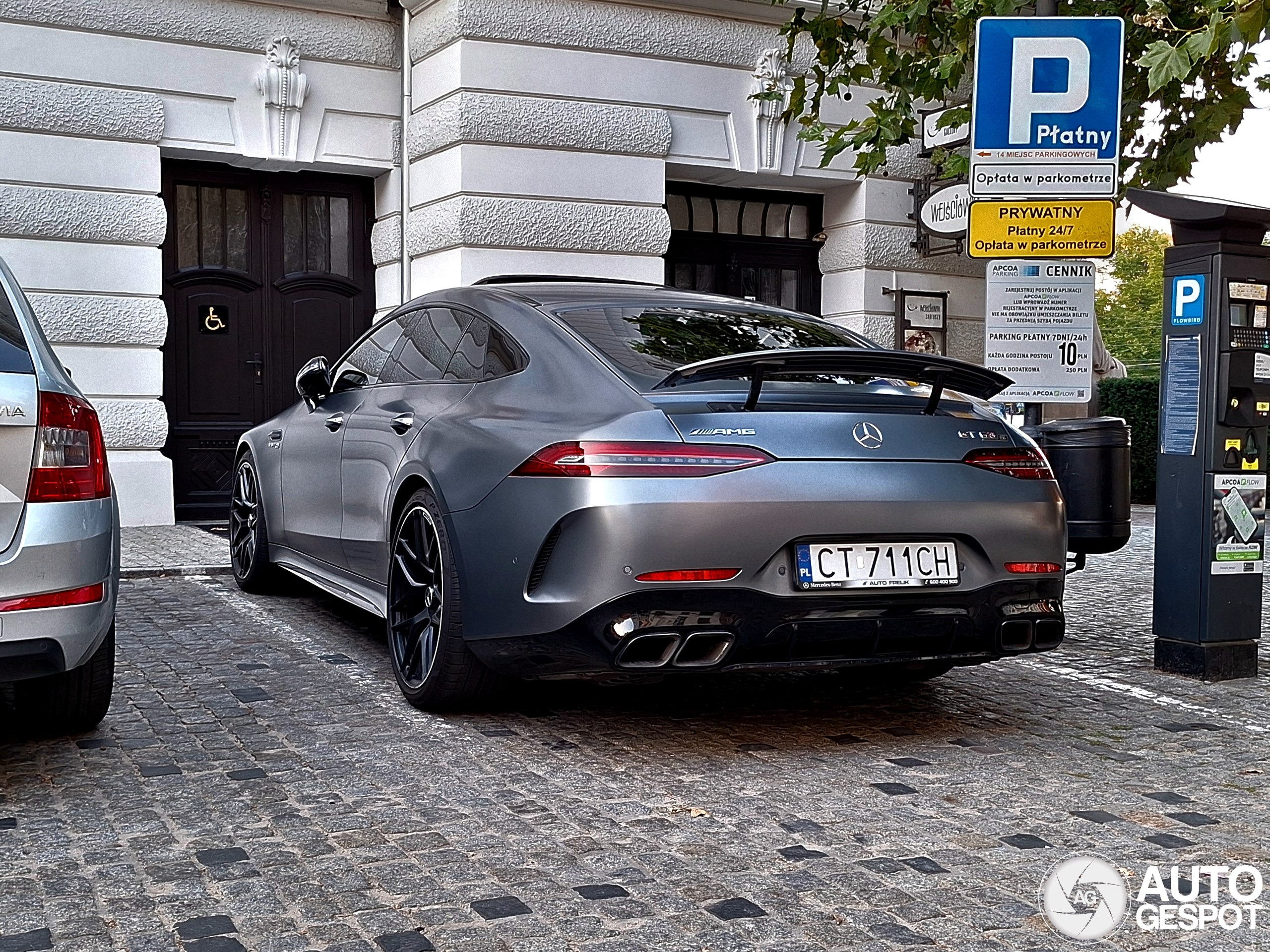 Mercedes-AMG GT 63 S X290