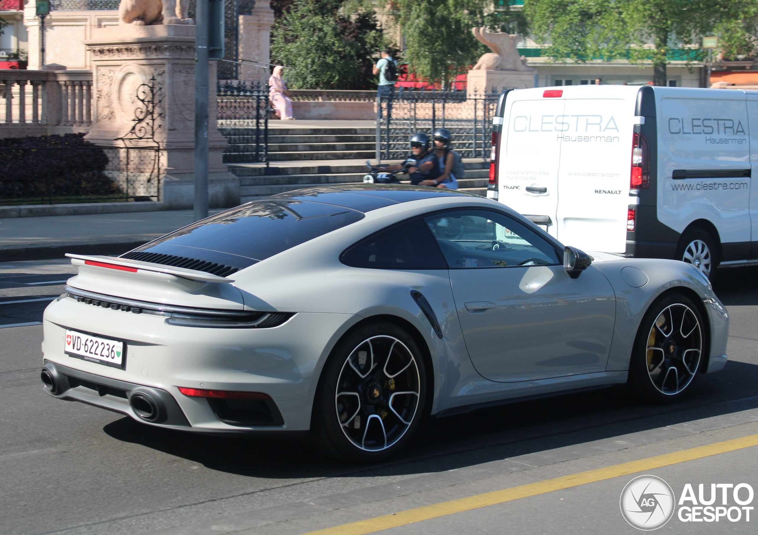 Porsche 992 Turbo S