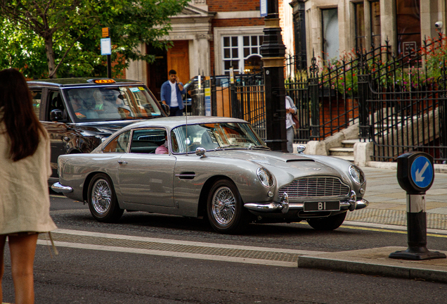 Aston Martin DB5