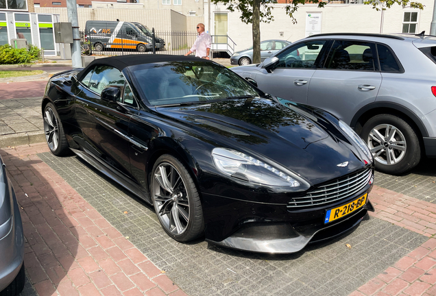 Aston Martin Vanquish Volante