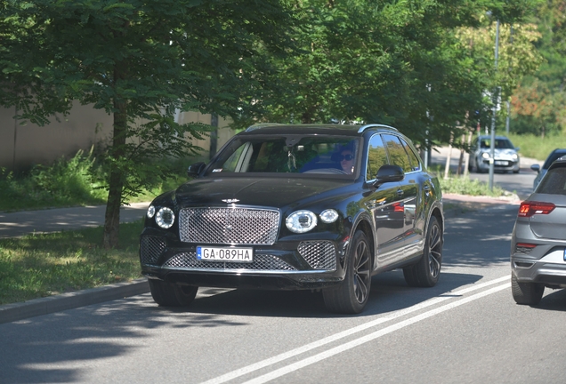 Bentley Bentayga V8 2021