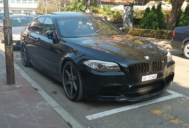 BMW M5 F10 2011