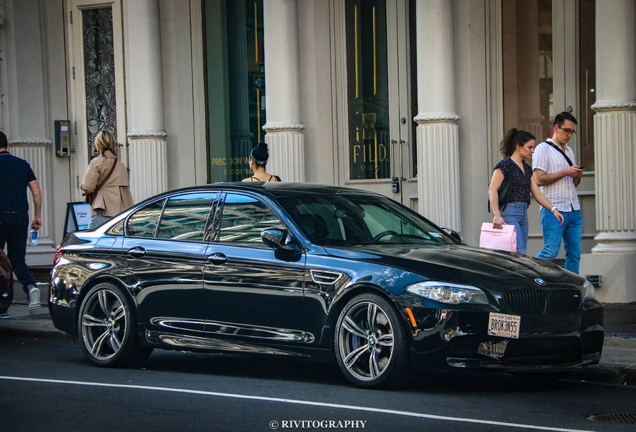 BMW M5 F10 2011