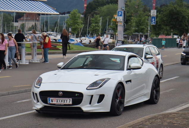 Jaguar F-TYPE R AWD Coupé