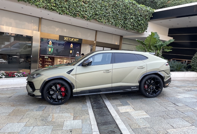 Lamborghini Urus Performante