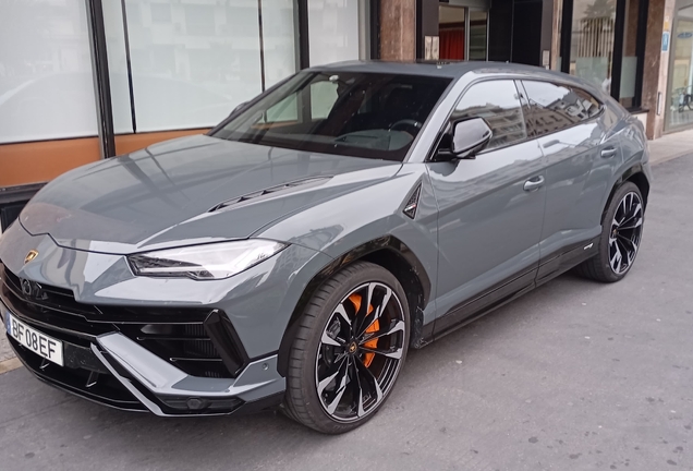 Lamborghini Urus S