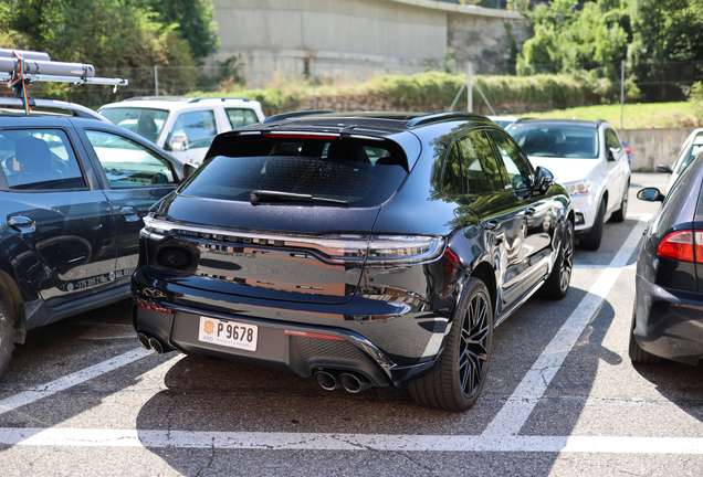 Porsche 95B Macan GTS MkIII