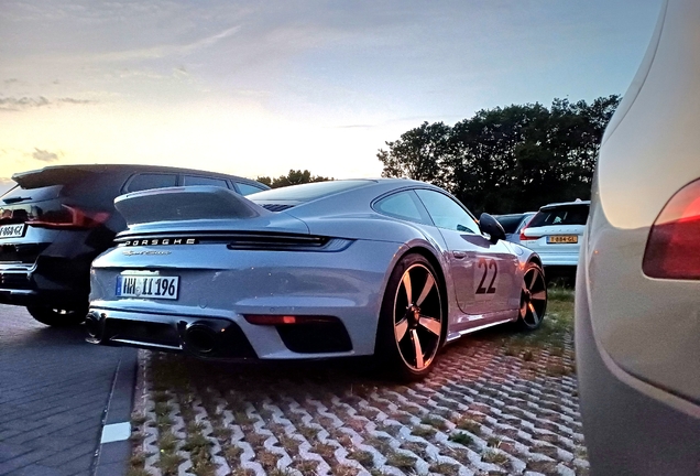 Porsche 992 Sport Classic