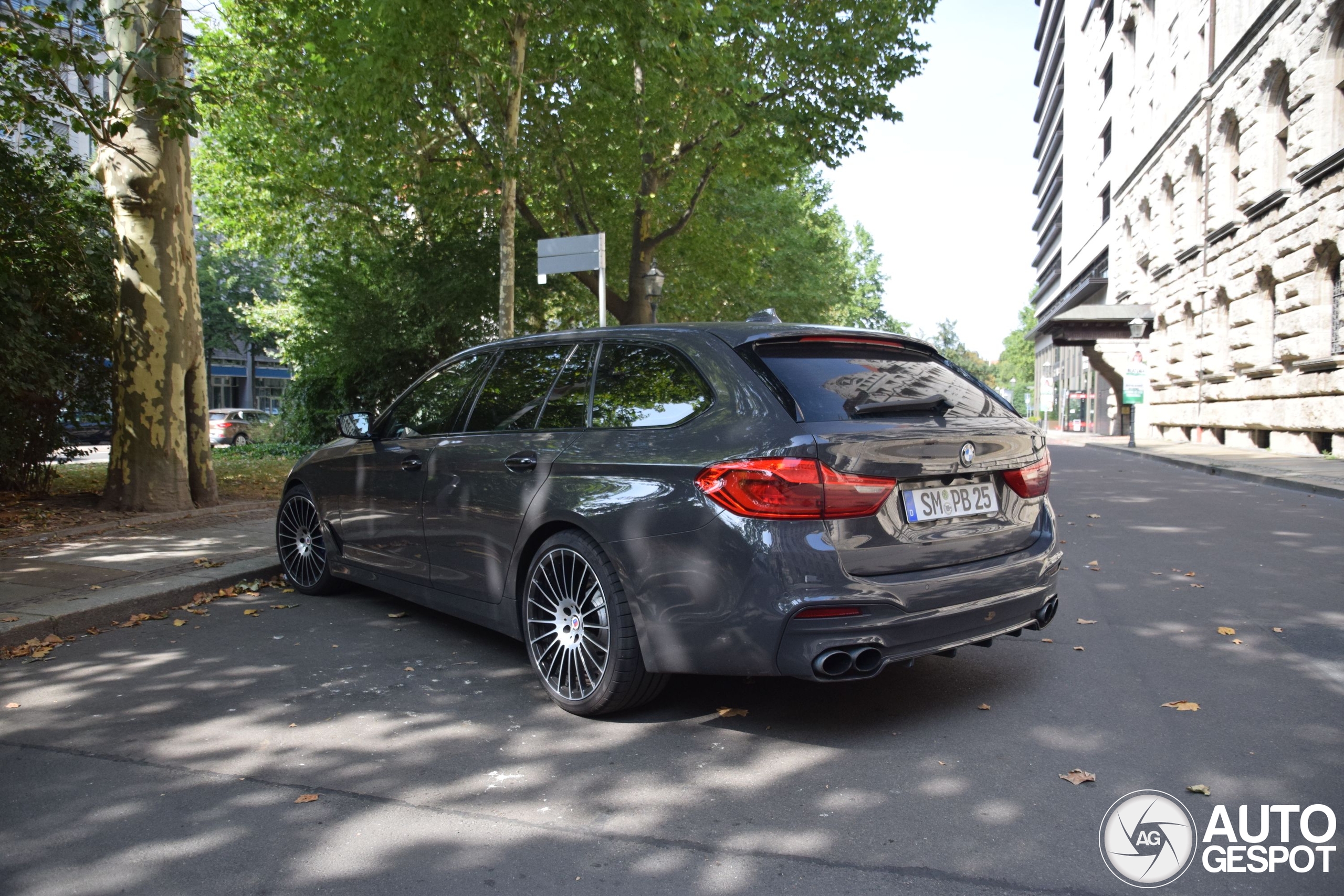 Alpina B5 BiTurbo Touring 2017