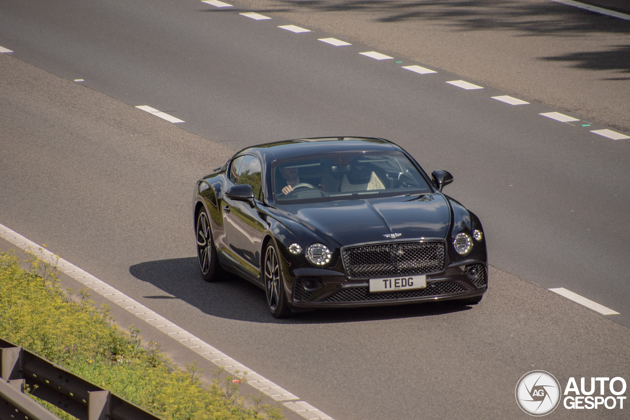 Bentley Continental GT V8 2020