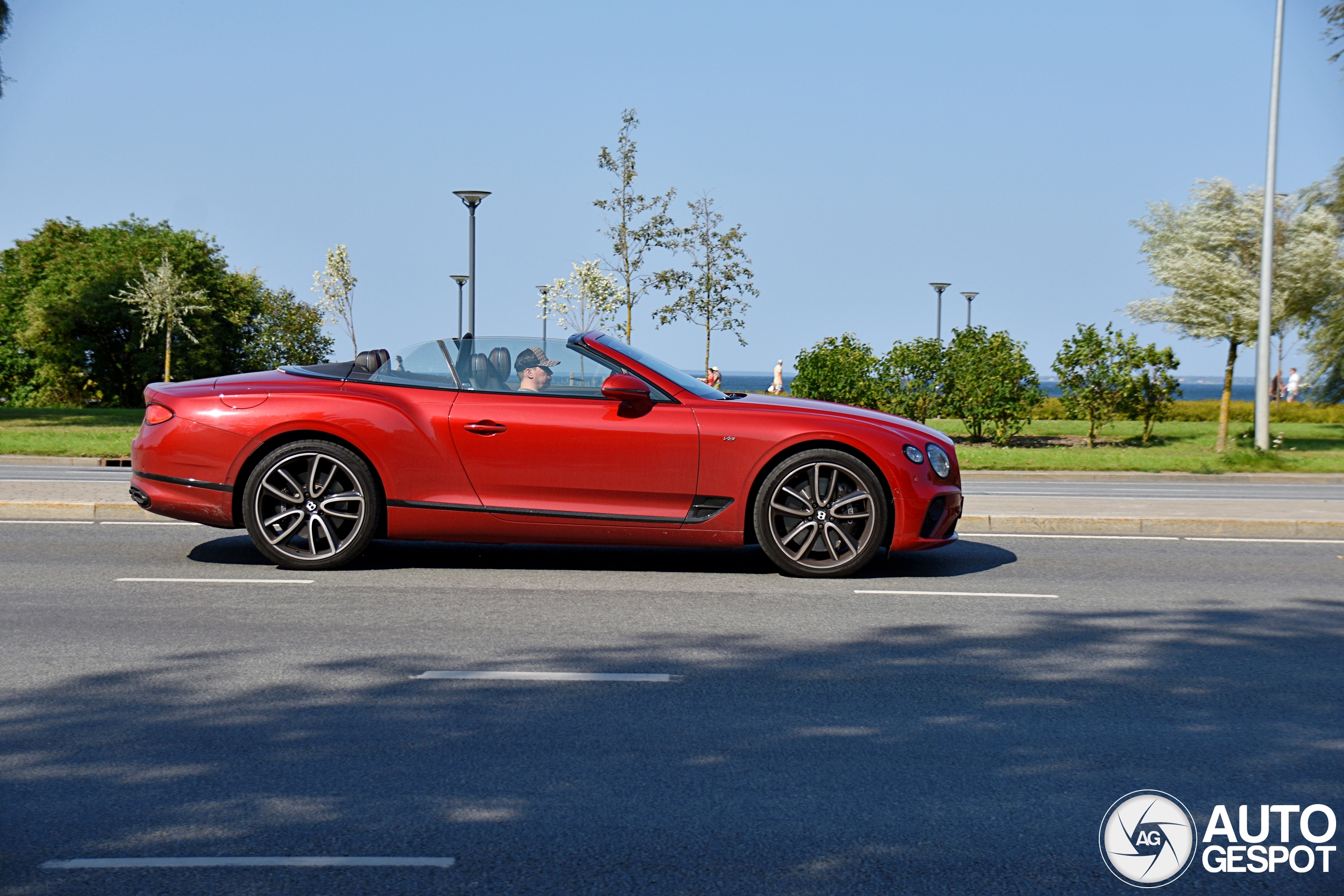 Bentley Continental GTC V8 2020