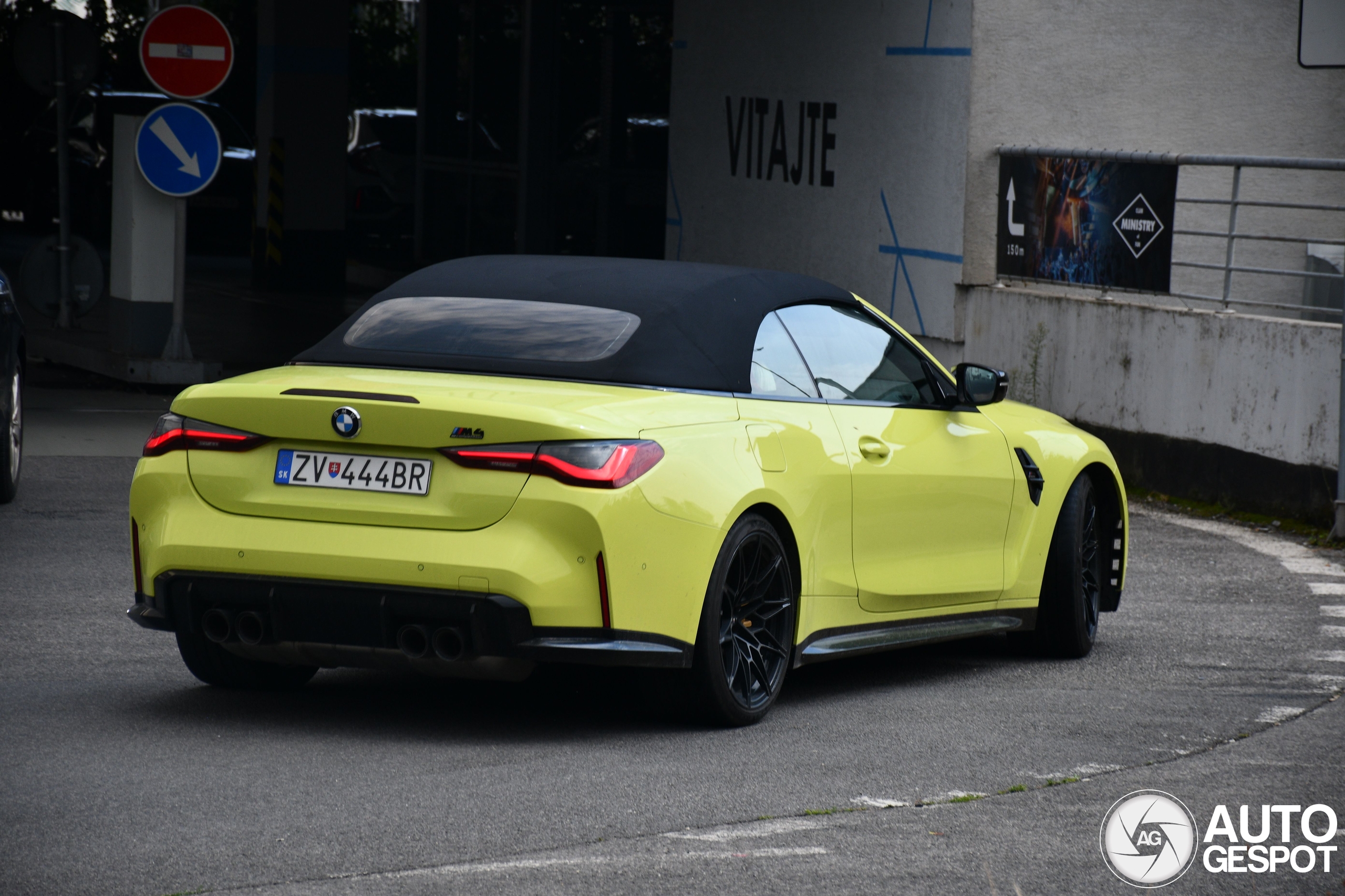 BMW M4 G83 Convertible Competition