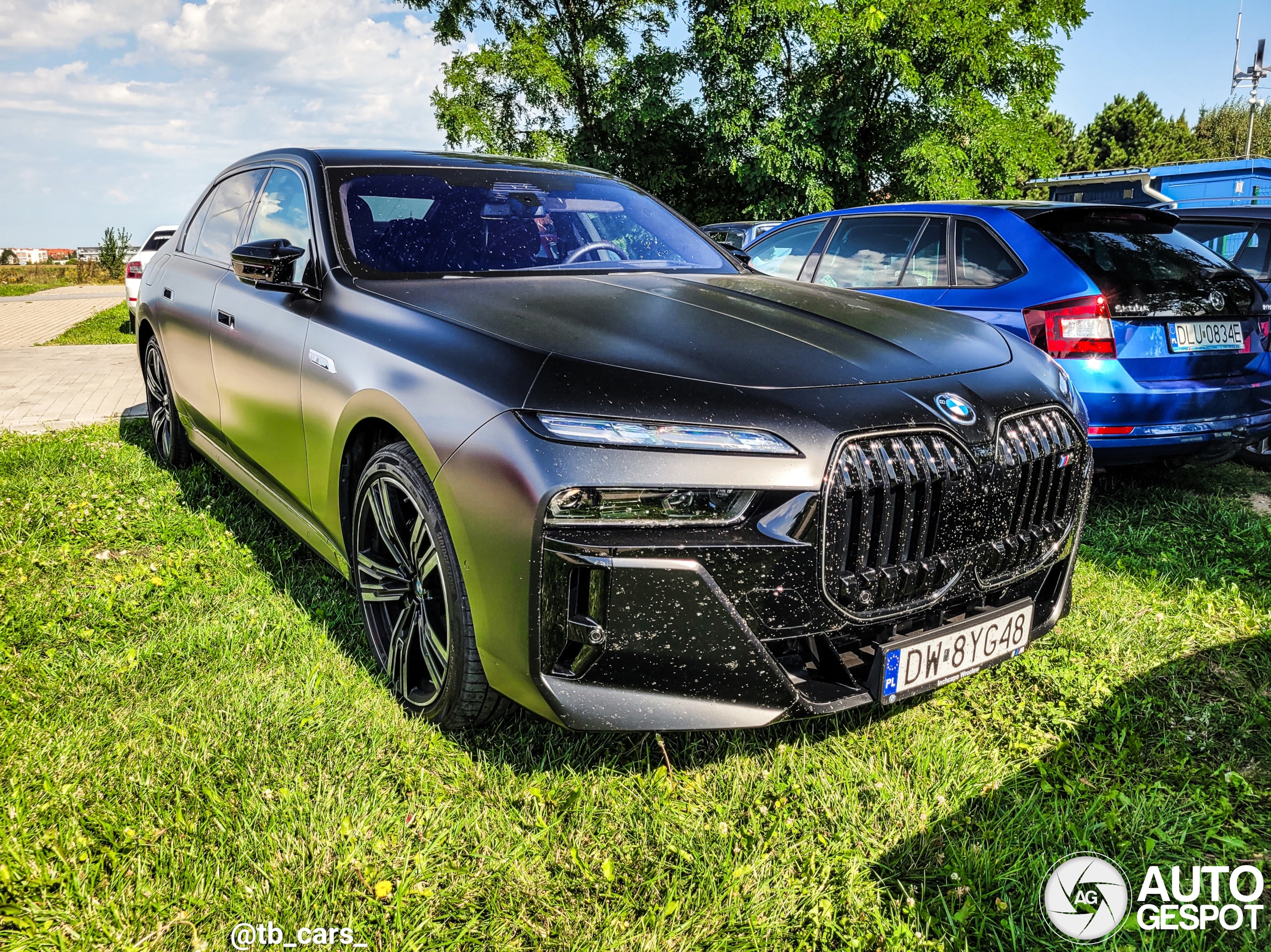 BMW M760e xDrive