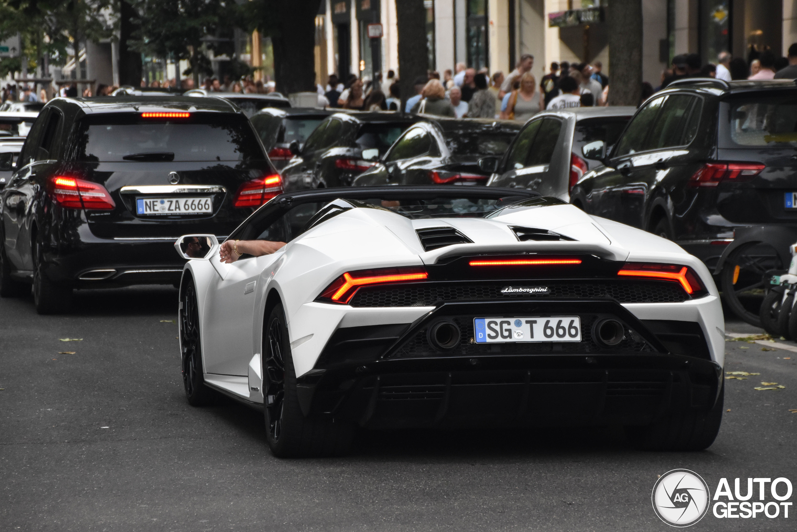 Lamborghini Huracán LP640-4 EVO Spyder