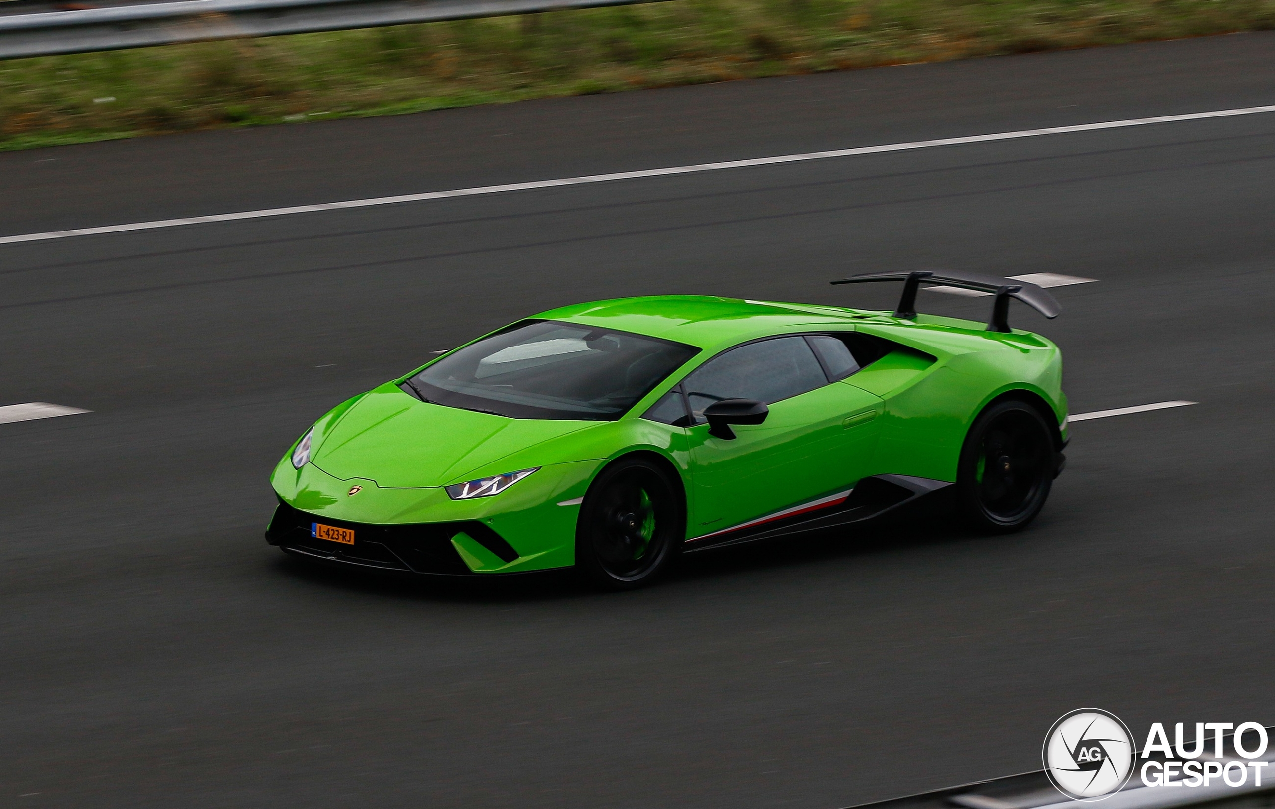 Lamborghini Huracán LP640-4 Performante