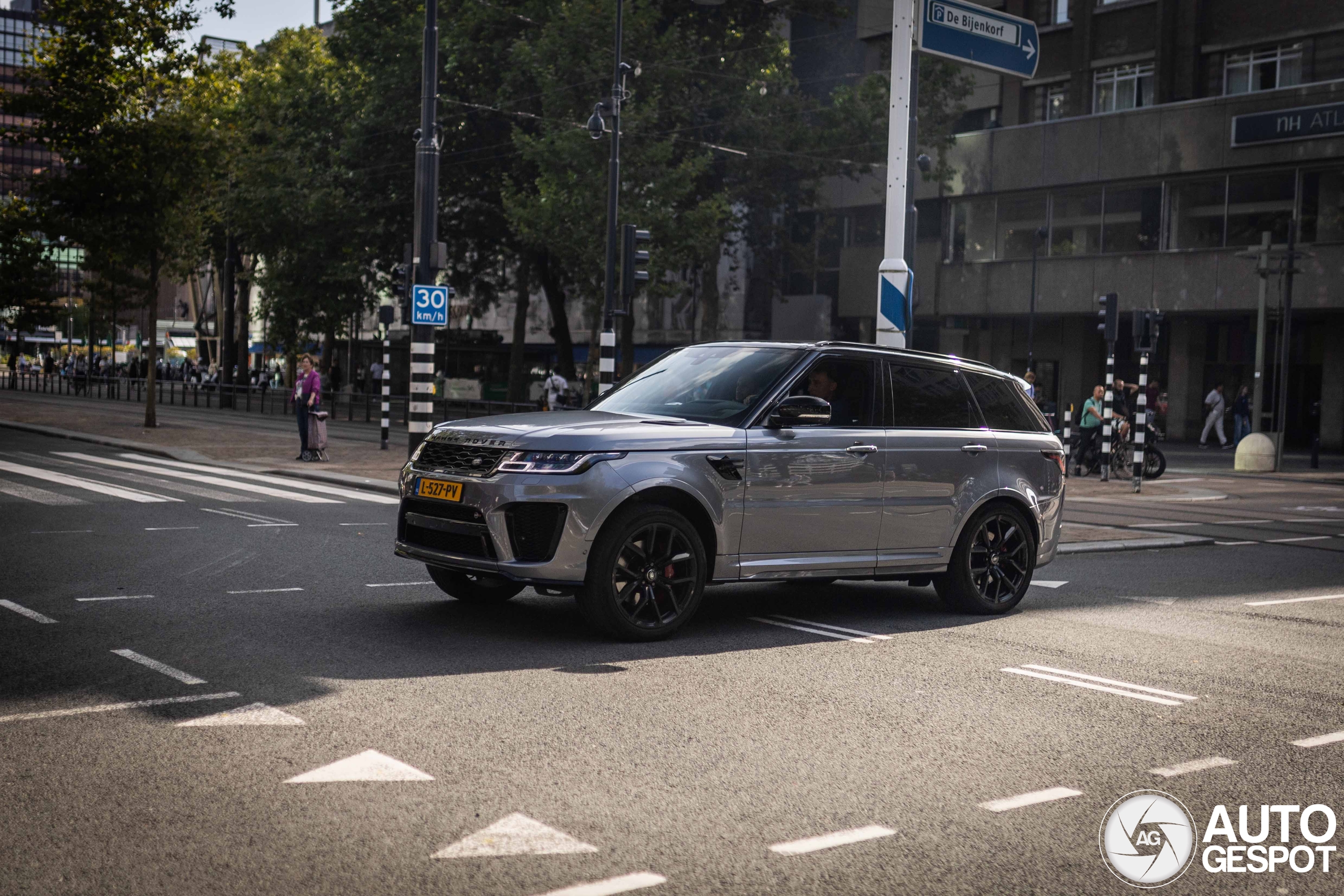 Land Rover Range Rover Sport SVR 2018