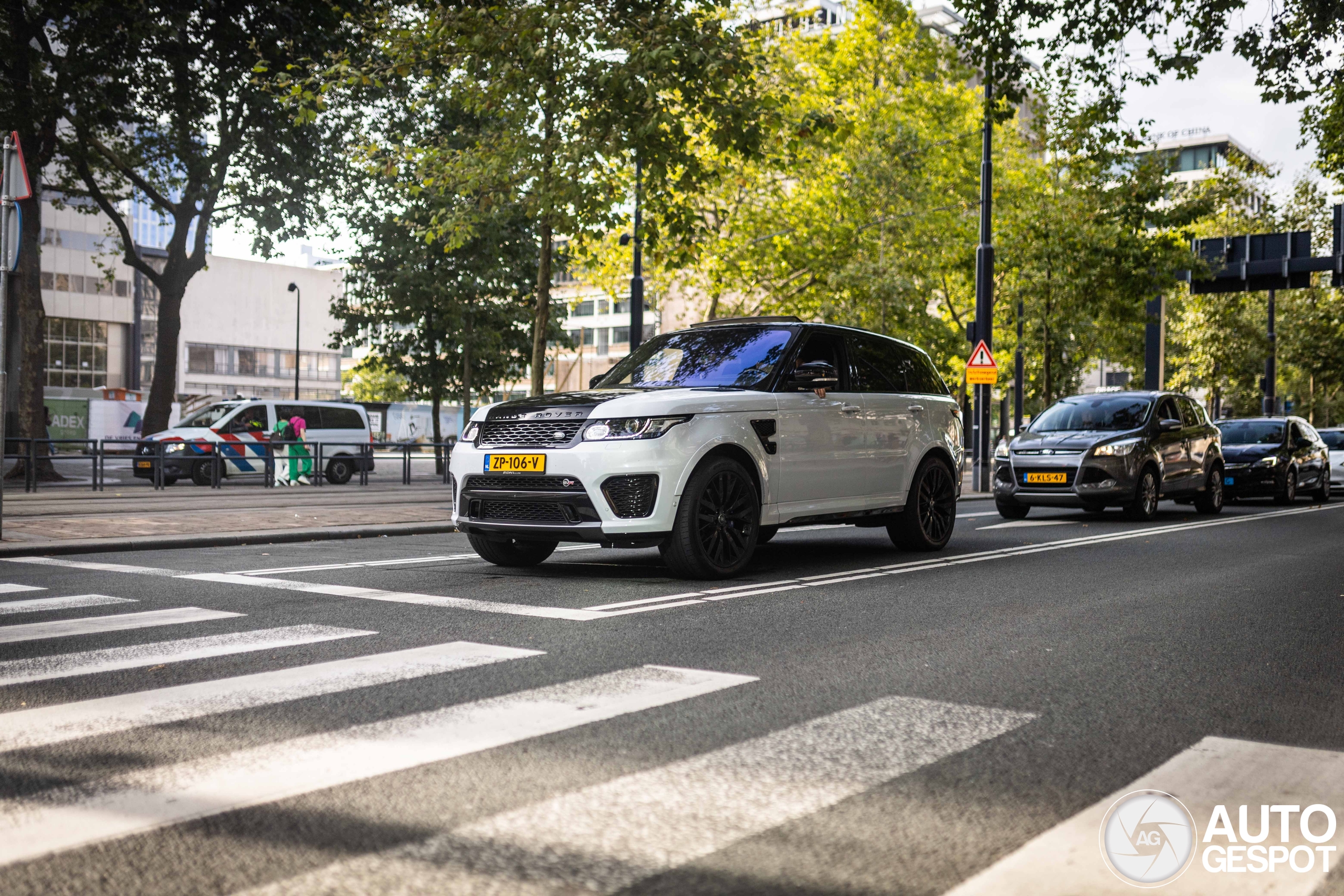 Land Rover Range Rover Sport SVR