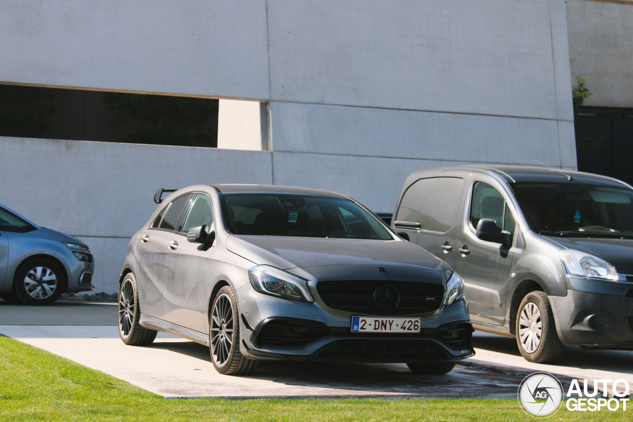 Mercedes-AMG A 45 W176 2015