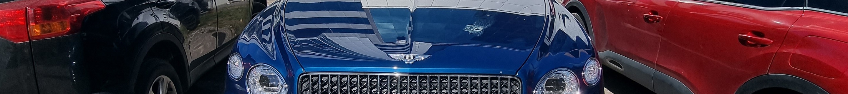 Bentley Bentayga Azure EWB