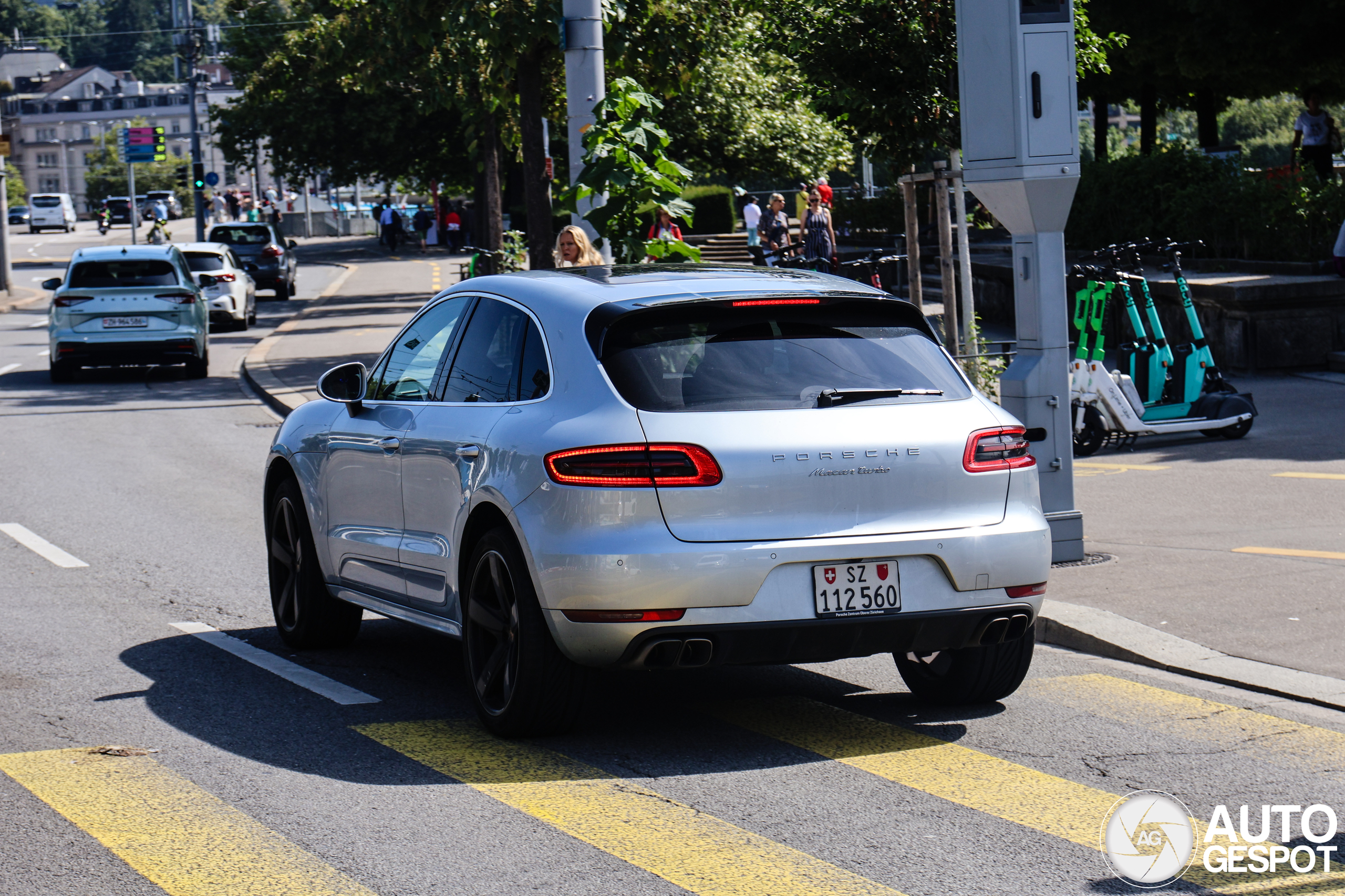 Porsche 95B Macan Turbo