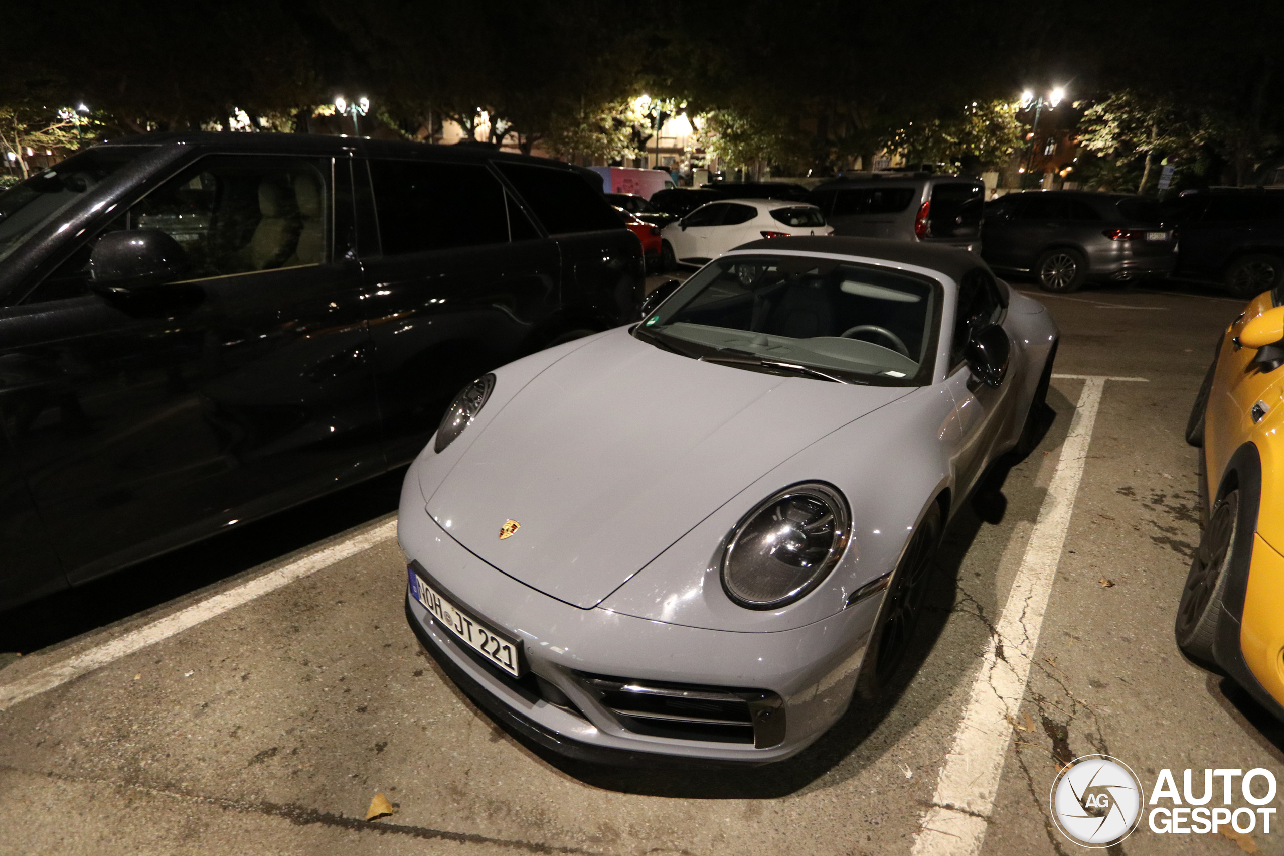 Porsche 992 Carrera 4 GTS Cabriolet