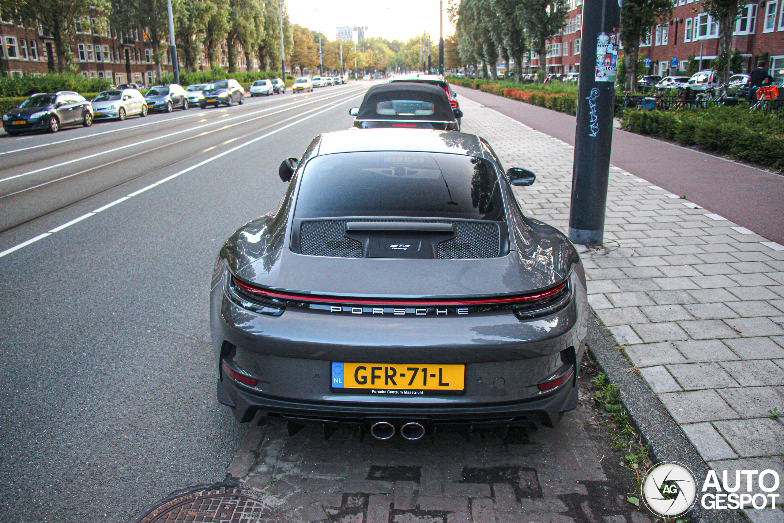 Porsche 992 GT3 Touring