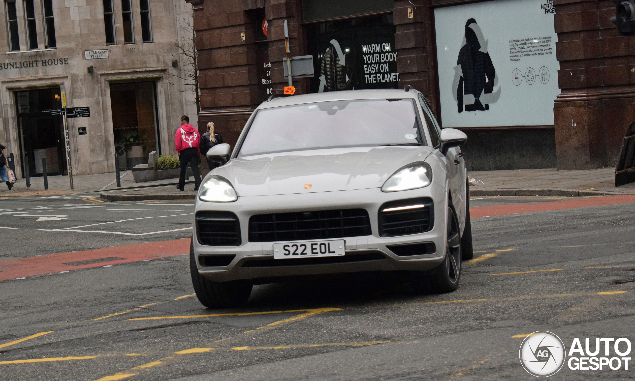 Porsche 9YA Cayenne GTS