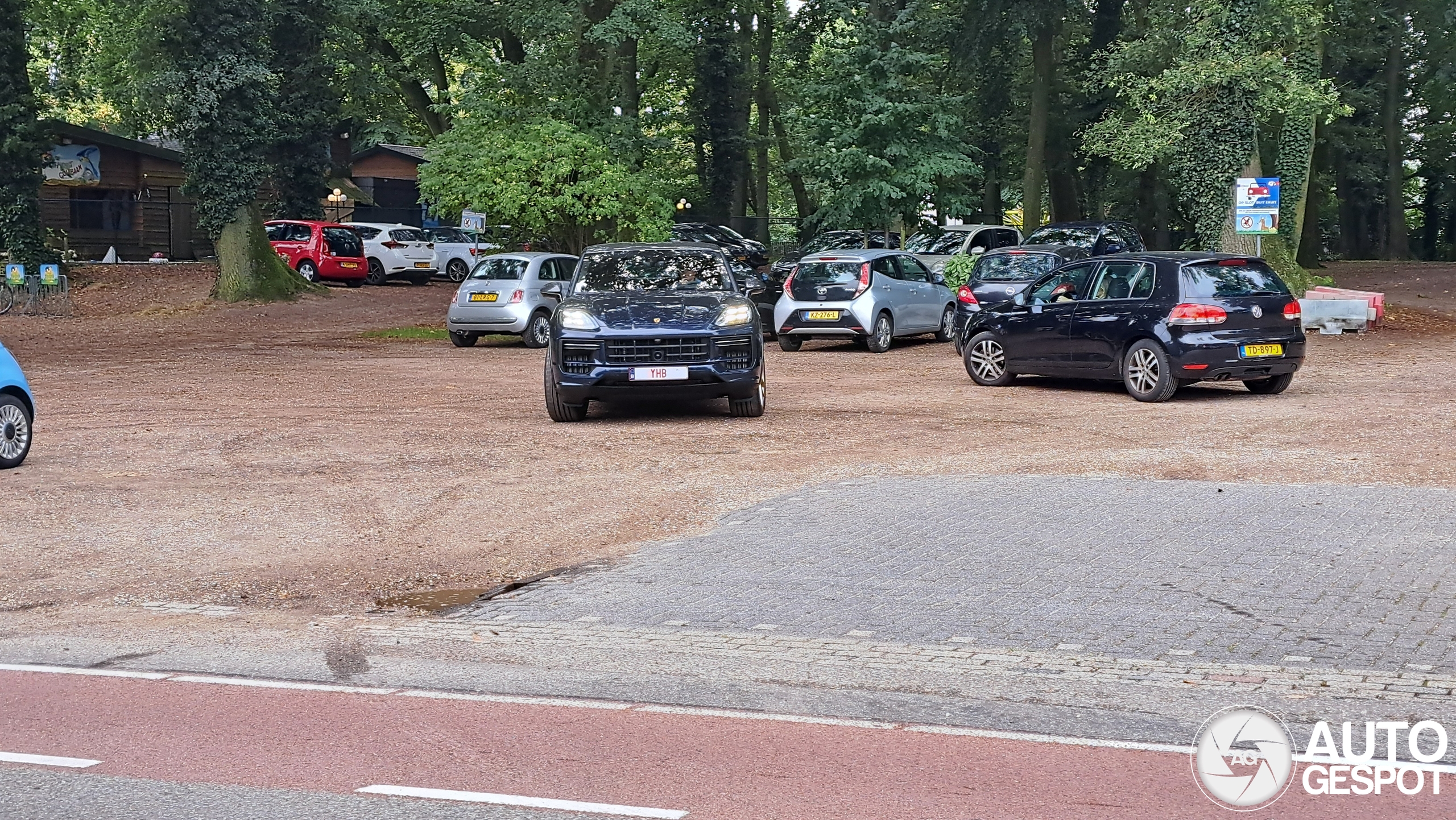 Porsche Cayenne Coupé Turbo E-Hybrid