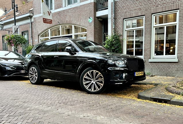 Bentley Bentayga Azure