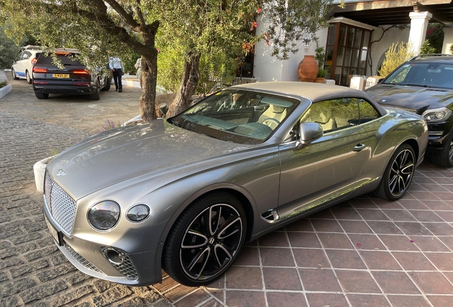 Bentley Continental GTC V8 2020