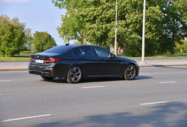 BMW M5 F90 2021